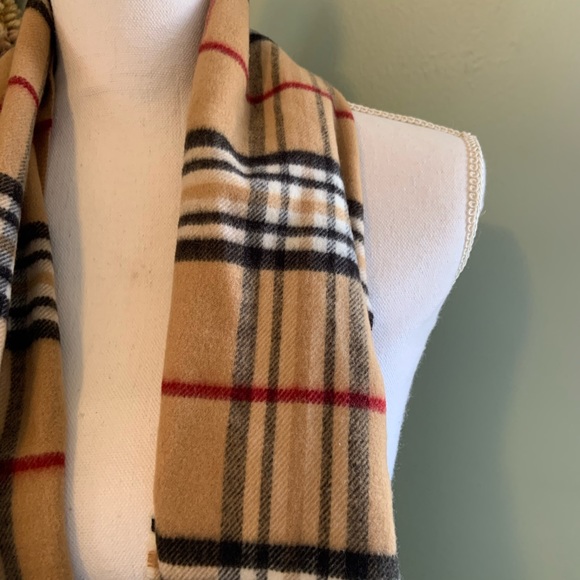 Plaid, tartan acrylic soft scarf - Picture 2 of 4